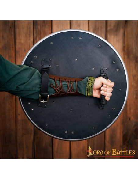 Escudo viking em madeira e aço