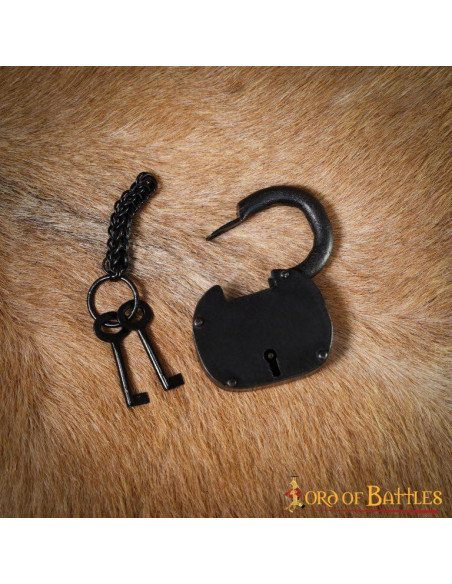 Cadeado de baú de pirata forjado à mão