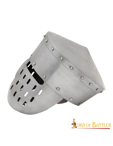 Capacete dos Cavaleiros Cruzados, S....