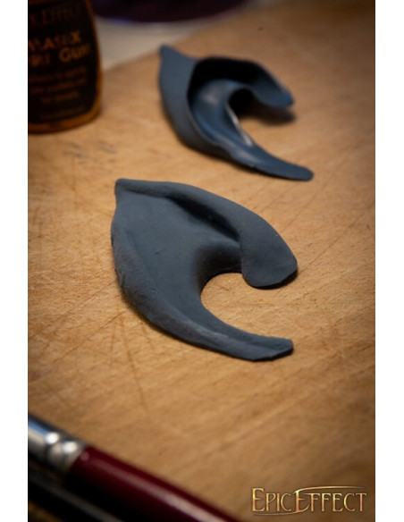 Orelhas pontudas de elfo negro