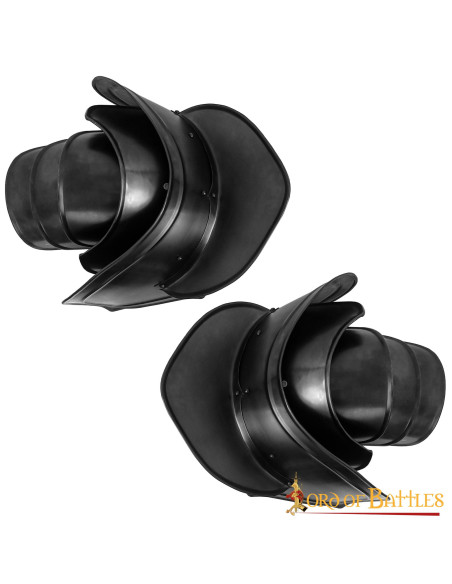 Ombreiras pretas do Fantasy Knight...