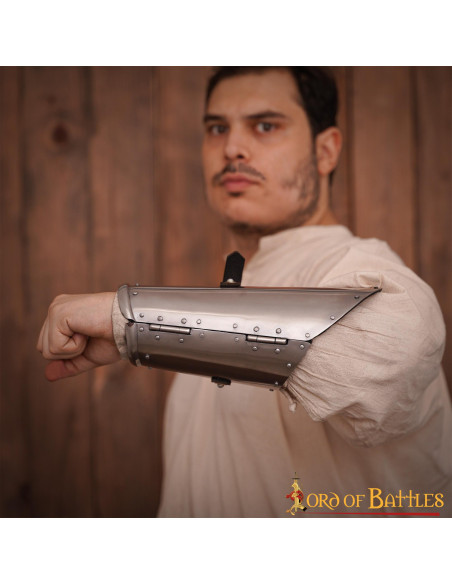 Bracelete de Metal Guerreiro, Aço Macio