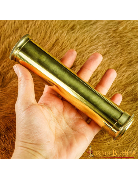 Caleidoscópio medieval em latão,...