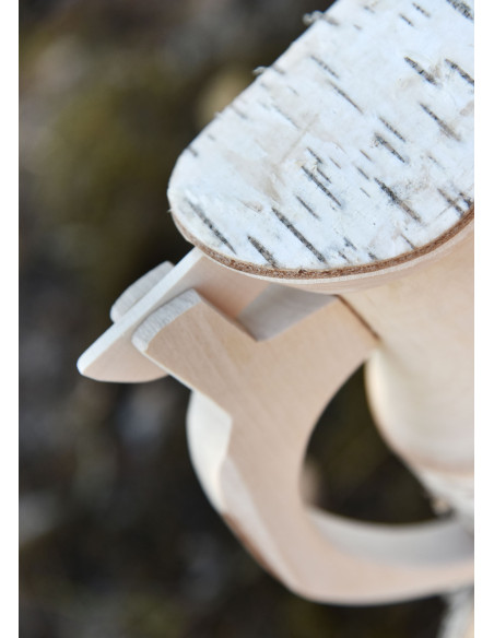 Caneca de cerveja medieval em madeira...