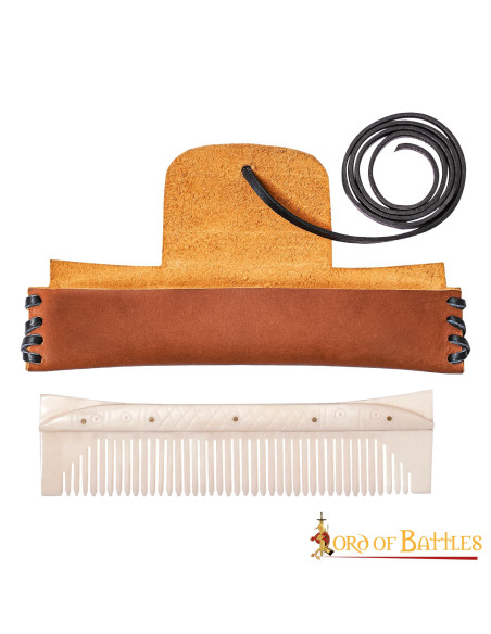 Pente de osso medieval com bainha...