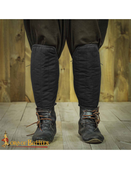 Grevas medievais acolchoadas, cor preta