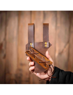 Baldric para espadas e machados ajustáveis em marrom
