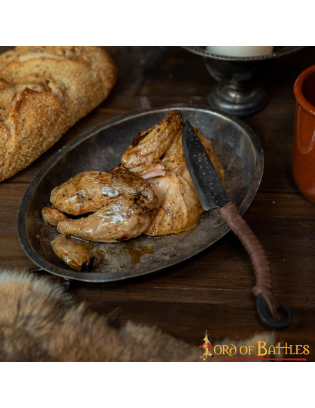 Faca medieval funcional forjada