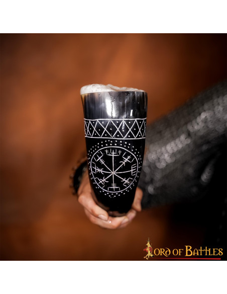 Chifre Viking Vegvisir em couro de boi