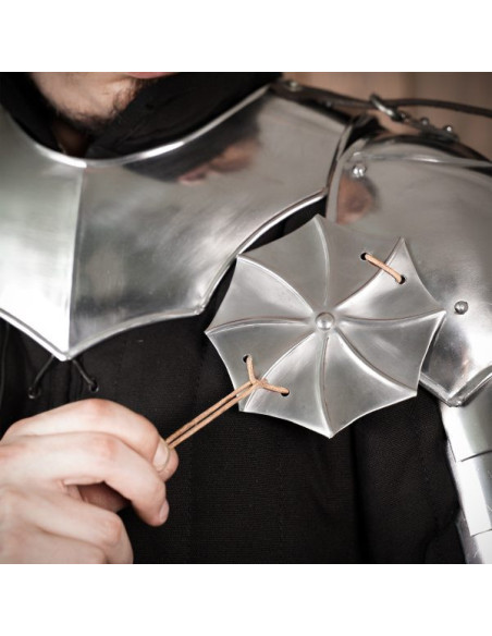 Ombreiras medievais com broquel