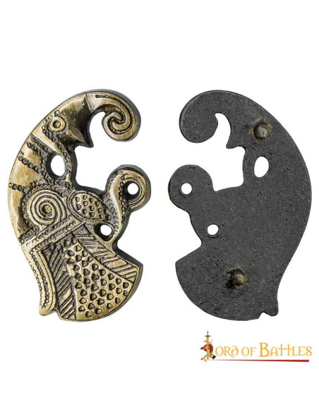 Corvos de latão antigos com montagens...