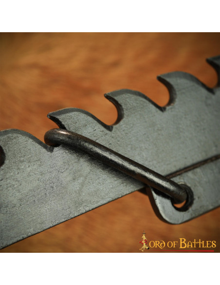 Suporte medieval para caldeirões,...