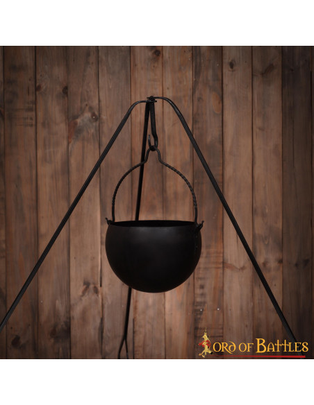 Caldeirão de cozinha medieval em...