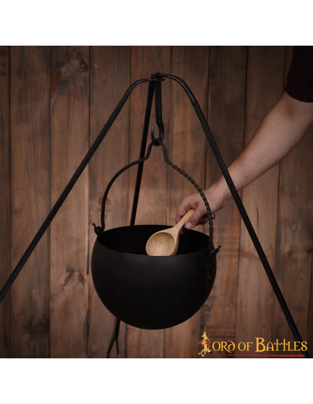 Caldeirão de cozinha medieval em...