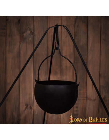 Caldeirão de cozinha medieval em...