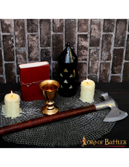 machado de cabeça de martelo medieval