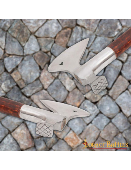 machado de cabeça de martelo medieval