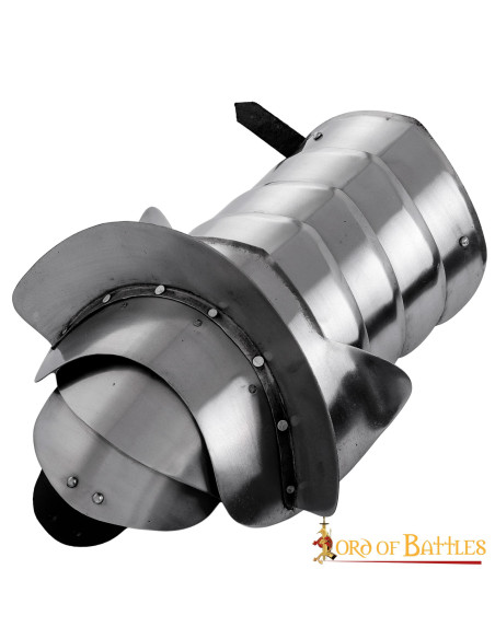 Ombreiras de cavaleiro medieval com...