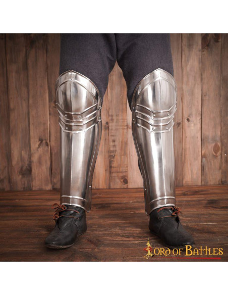 Grevas de Cavaleiro de Fantasia...