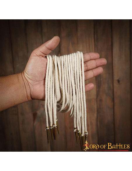 Conjunto de 5 aiglets de cor creme...