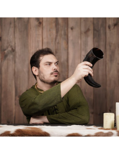 Design de chifre de beber Viking...