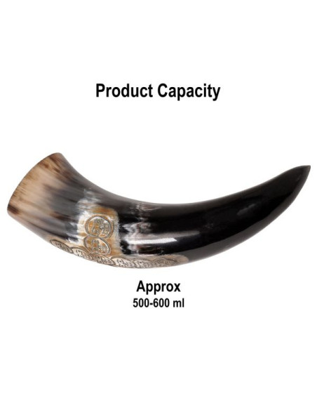 Design de cruz de chifre de bebida...