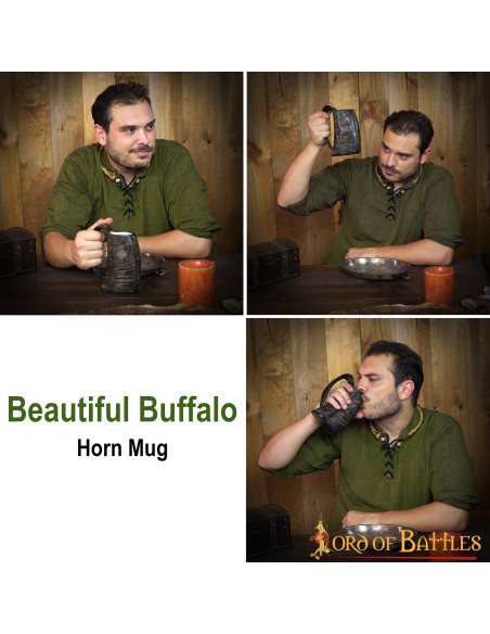 Caneca de cerveja medieval com chifre...