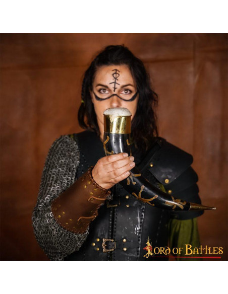 Buzina com acessórios de latão puro