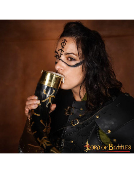 Buzina com acessórios de latão puro