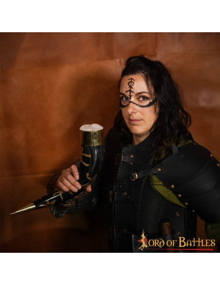 Buzina com acessórios de latão puro