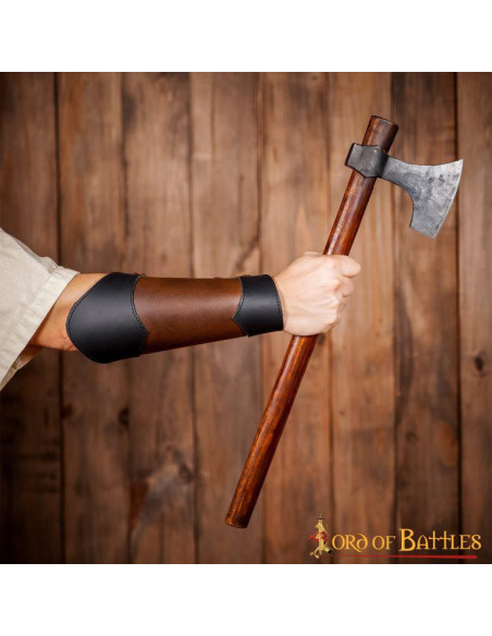 Pulseiras medievais de couro genuíno...