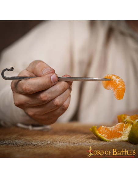 Garfo e espeto Viking forjado à mão