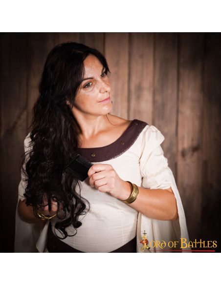 Pente medieval para mulher em chifre...