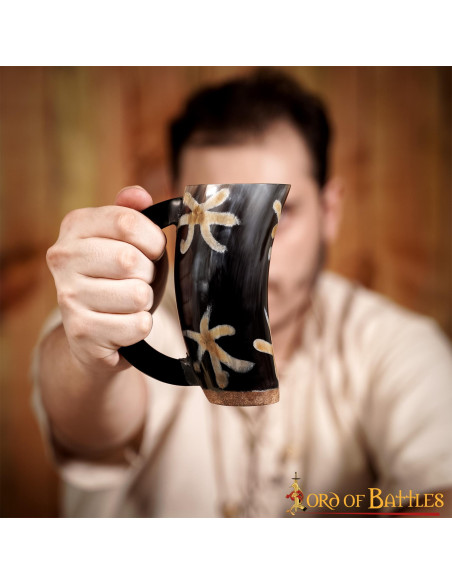 Caneca de cerveja chifre de boi viking