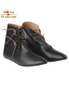 Botins medievais de pele com atacadores - Preto