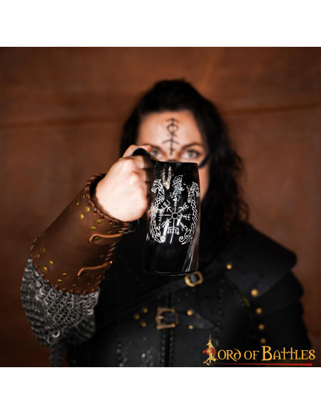 Caneca de cerveja celta Vegvísir...