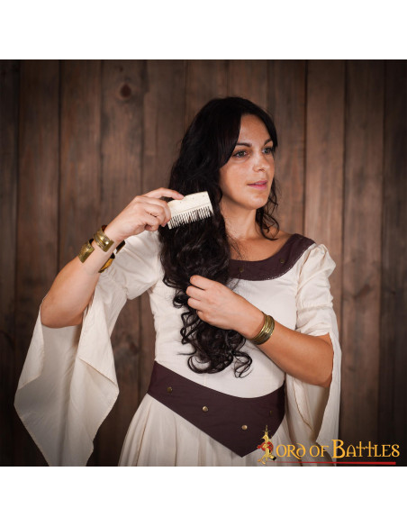 Pente de osso medieval para mulher...