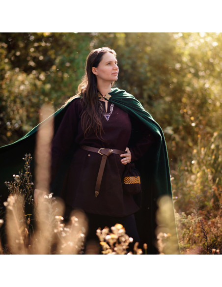 Grande Capa de Lã com Fecho de Latão...