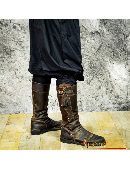 Calças medievais largas, modelo...