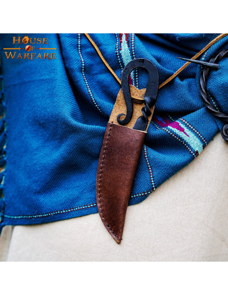 Faca medieval de ferro forjado à mão...