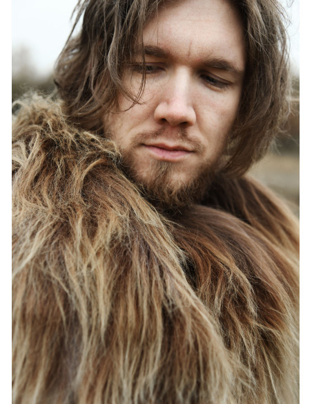 Pele de carneiro manchada nórdica...