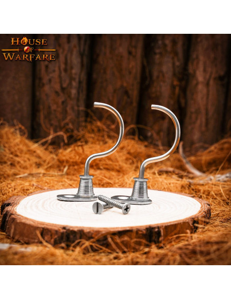 Par de suportes medievais cromados...