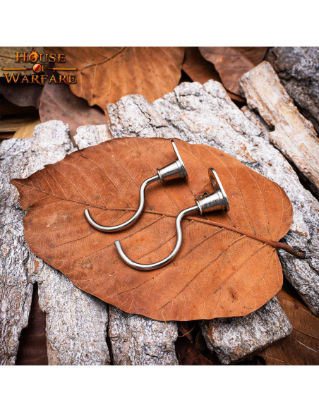 Par de suportes medievais cromados...