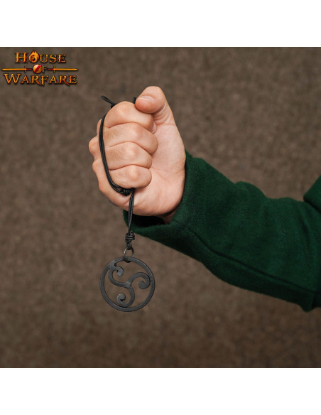 Pingente triskelion celta forjado à mão