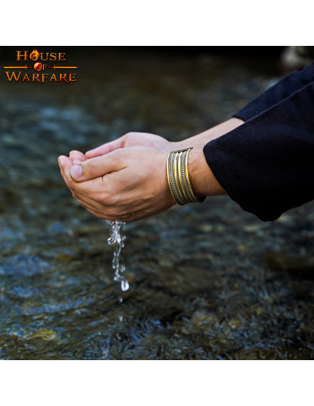 Bracelete medieval em latão (16,5 cm.)