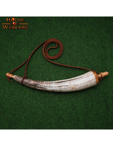 Elegante pólvora em chifre de chifre...