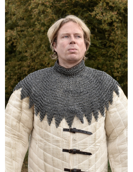 Manto do bispo em alumínio com tiras...