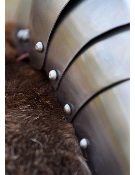 Par de joelheiras medievais em aço...