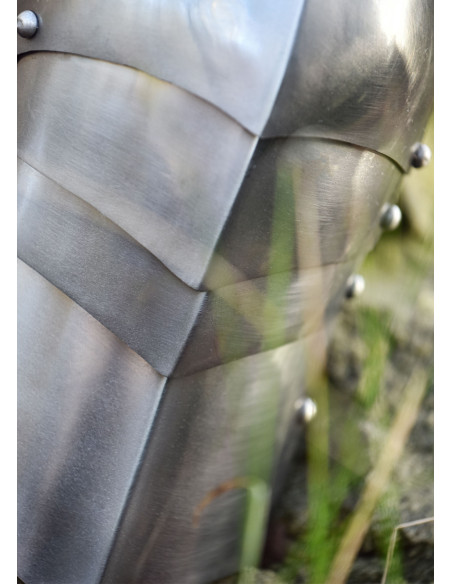 Par de joelheiras medievais em aço...