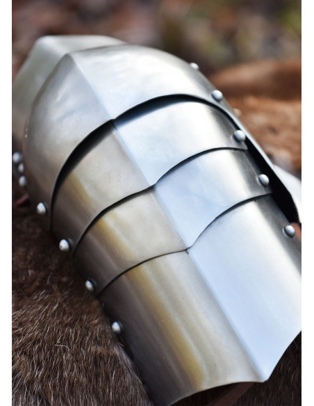 Par de joelheiras medievais em aço...